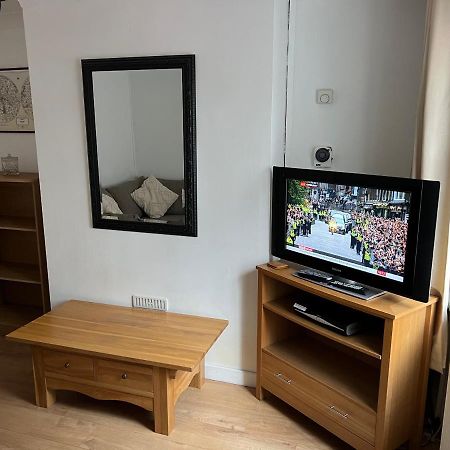 2 Bed Cottage Chester Eksteriør bilde