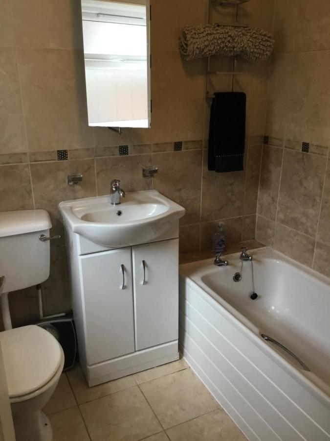 2 Bed Cottage Chester Eksteriør bilde