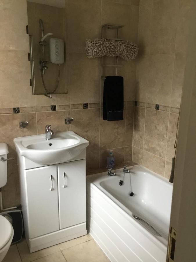 2 Bed Cottage Chester Eksteriør bilde