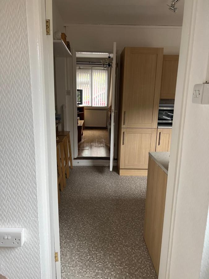 2 Bed Cottage Chester Eksteriør bilde