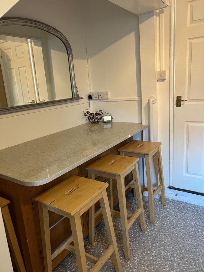 2 Bed Cottage Chester Eksteriør bilde